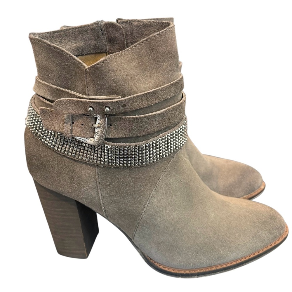 Nine-West Zaza Gray Suede Buckled Western Ankle-Boots - Picture 6 of 16